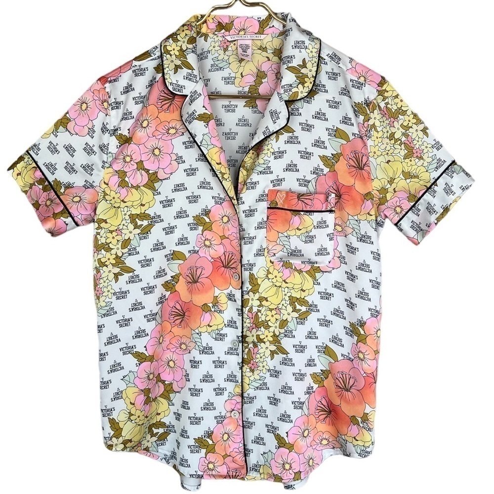 Victoria’s Secret Floral Logo Button Down Pajama Top XS - Picture 1 of 9